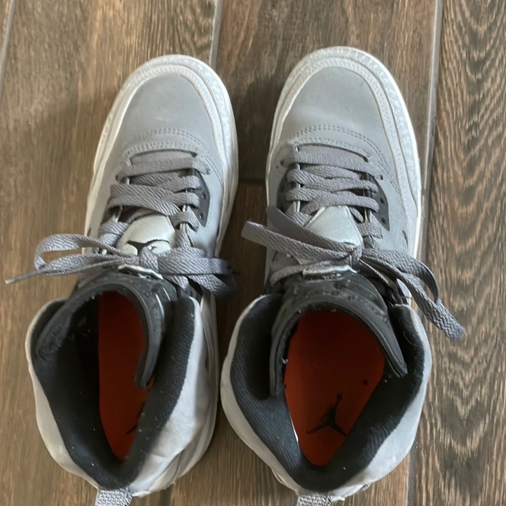 Jordan’s size 7